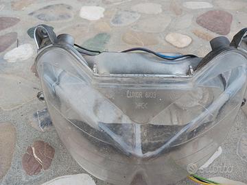 Faro anteriore Yamaha Aerox 50