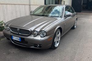 JAGUAR XJ 2.7 D V6 SOVEREIGN FULL OPTIONAL