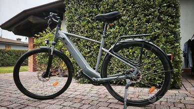 E-Bike trekking a pedalata assistita NUOVA
