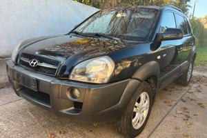 Hyundai tucson AWD autocarro