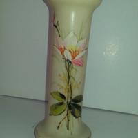 Vaso in opaline beige1900
