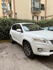 Toyota rav4 crossover