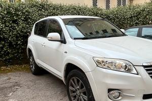 Toyota rav4 crossover