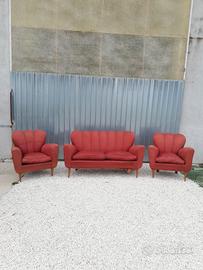 set di 2 poltrone e divano anni 50