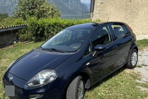 Fiat Punto 1.2 - 2016 piú 4 gomme invernali nuove