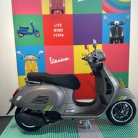 Vespa 300 GTS SuperTech - 2023