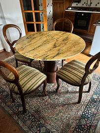 Tavolo in marmo con 6 sedie