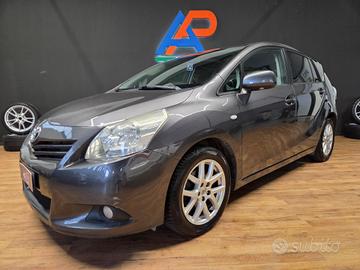 Toyota Verso 2.0 d-4d Sol mt