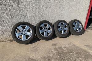 4ruote Mercedes 16" in lega con pneumatici inverna