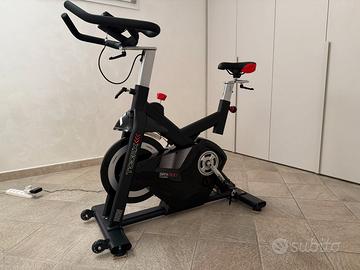 SPIN BIKE  elettromagnetica TOORX SRX 500