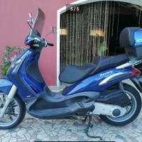 Piaggio Beverly 250