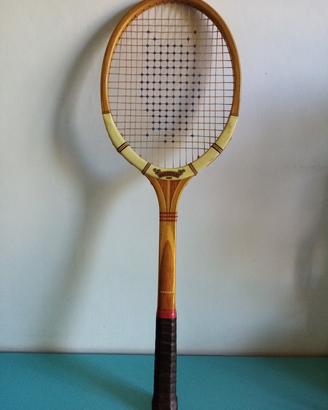 Racchetta tennis vintage. 