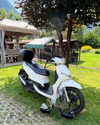 Peugeot Tweet 125