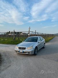 Mercedes classe c 180 W203