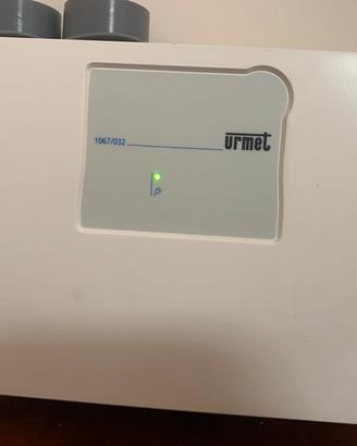Centrale allarme urmet con tastiera e sensori