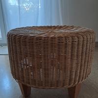 Poggiapiedi in rattan Ikea