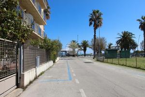 3 LOCALI A SAN BENEDETTO DEL TRONTO