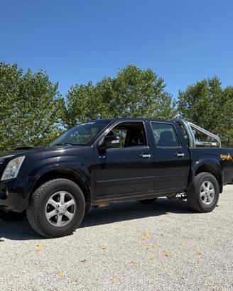 PICK UP ISUZU D MAX 4x4 N1 autocarro