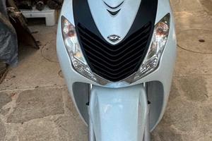 Honda SH 125 anno 2012 -Passaggio incluso-