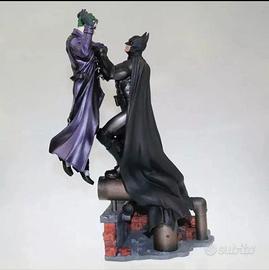 action figure diorama BATMAN vs JOKER ARKHAM ORIGI