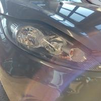 Proiettore destro FORD FIESTA del 2009