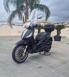 PIAGGIO BEVERLY 300 POLICE