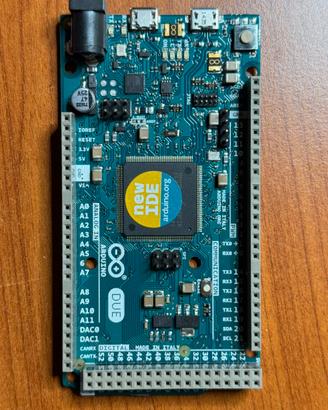 Scheda Arduino Due microcontrollore ARM Cortex-M3