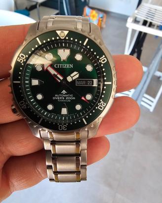 Citizen diver's automatic 200 mt super titanio