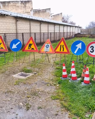 Cartellonistica per lavori stradali