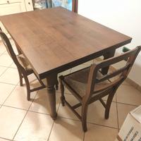 tavolo in legno massello 