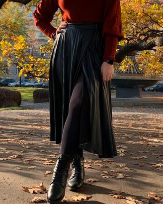 Gonna portafoglio nera similpelle Zara
