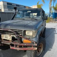 Toyota Cinesino 2.5 VX land crusier