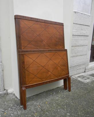 Letto singolo con intarsi