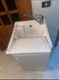 Lavatoio con rubienetto