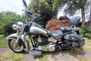 Harley-davidson  Haritage 100th Anniversary 