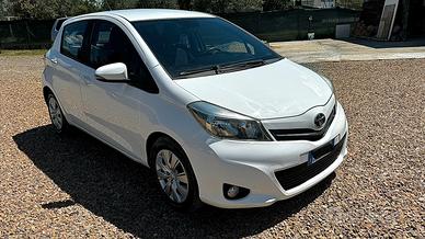 Toyota Yaris 1.4 Diesel 90 cv 2014