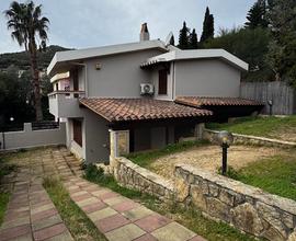Solanas, casa vacanze a 200 metri dal mare