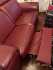 Divano Nuovo in pelle bordeaux - Poltronesofà