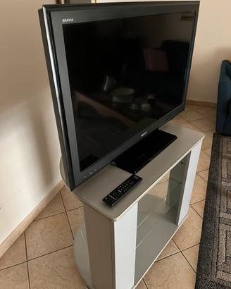TV SONY 40’’ con carrello porta tv.