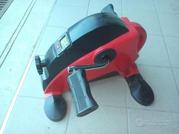 pedaliera cyclette Decatlon