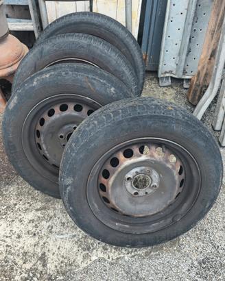 cerchi piu gomme 165 70 r14 per fiat panda