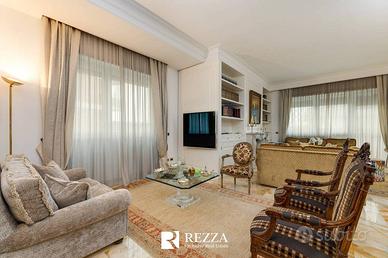 Appartamento di 248 m² con più di 5 locali a Roma
