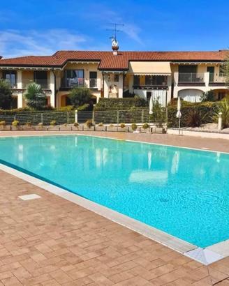 Moderna Villa a schiera con Piscina -Lonato del Ga