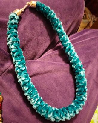 collane tubolari fatte a mano