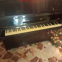 Pianoforte verticale