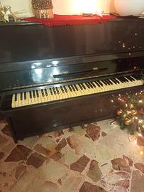 Pianoforte verticale