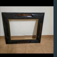  cornice antica legno intagliato inserti in radica