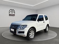 Mitsubishi Pajero 3.2 CR 100th 3p auto