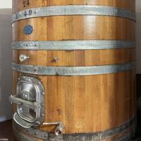 Stupende botti in acciaio e legno