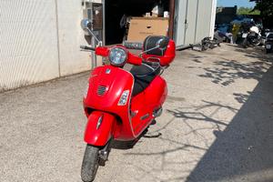 Vespa 300 gts a